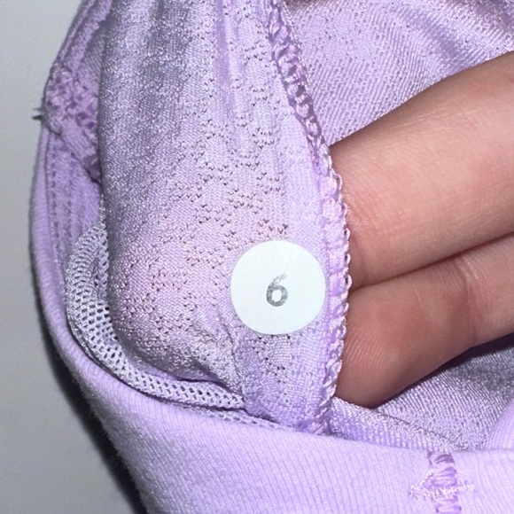 Lululemon Dancing Warrior tank top in pretty purple size 6 - Picture 6 of 6